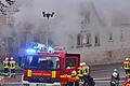 Vermutlich durch einen technischen Defekt im Sicherungskasten kam es am Montagabend zu einem Brand in einem Wohnhaus in Alsleben. Insgesamt waren an die 70 Feuerwehrleute mit dem BRK-Rettungsdienst im Einsatz.