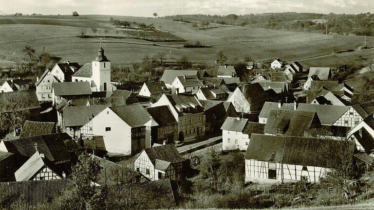 Eine Postkartenansicht von Zell aus dem Jahr 1962.