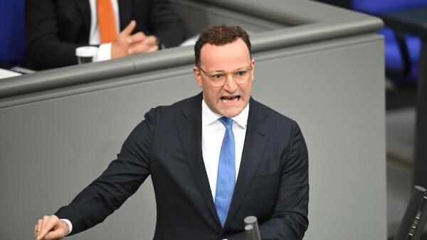 Haushaltsberatungen im Bundestag - CDU-Wirtschaftspolitiker Spahn wirft der Ampel Versagen in der Wirtschaftspolitik vor. Haushaltsberatungen im Bundestag - CDU-Wirtschaftspolitiker Spahn wirft der Ampel Versagen in der Wirtschaftspolitik vor.