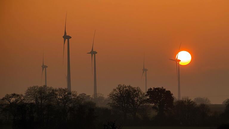 Trotz Pandemie geht die SuedLink-Planung weiter. Bis Ende 2022 soll der exakte Verlauf der Trasse durch Unterfranken feststehen.