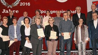 25 Jahre gehören diese Frauen und Männer der SG Eltmann an. 25 Jahre gehören diese Frauen und Männer der SG Eltmann an.