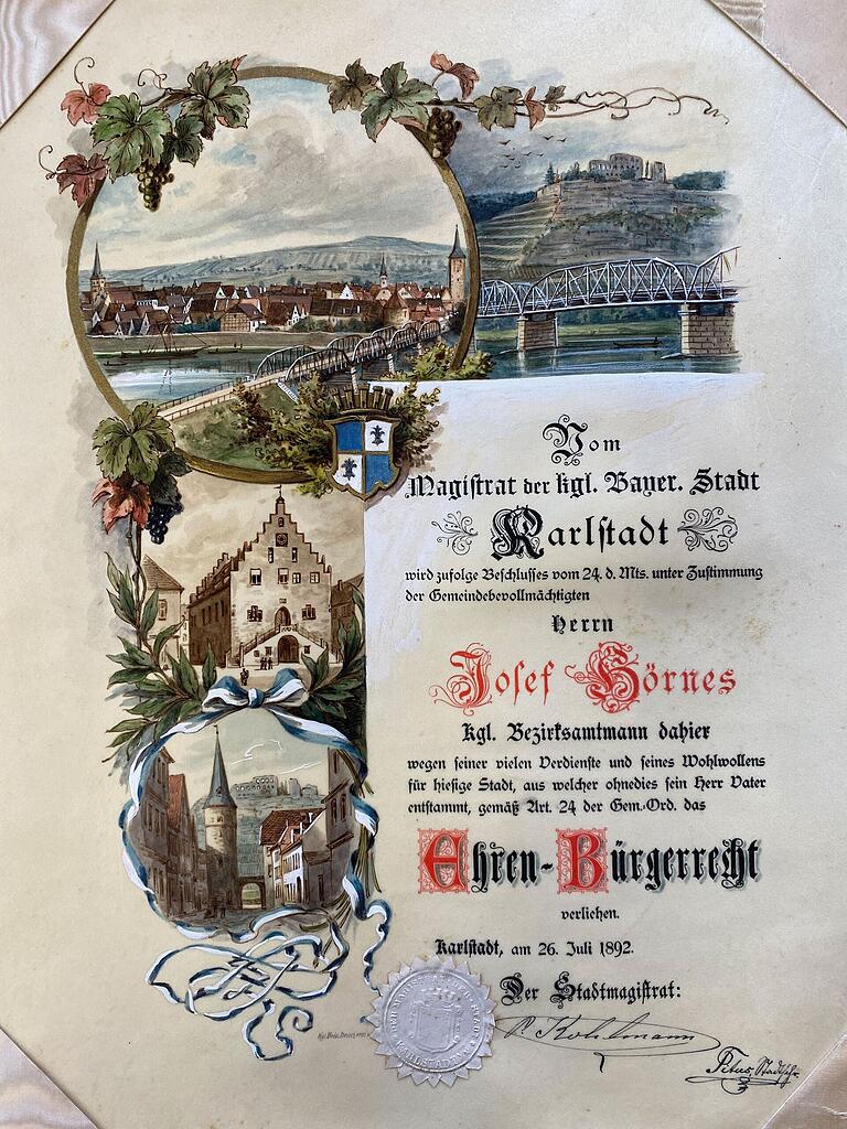 Der königliche Bezirkshauptmann Josef Hörnes wird zum Ehrenbürger der Stadt Karlstadt ernannt. Der königliche Bezirkshauptmann Josef Hörnes wird zum Ehrenbürger der Stadt Karlstadt ernannt.