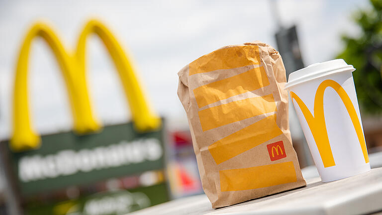 McDonalds Hochzeit Catering Heiraten.jpg       -  Ein Stopp bei McDonald's: Was sind eigentlich die beliebtesten Produkte?