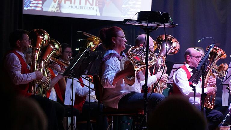Hornregister beim Frühjahrskonzert. Hornregister beim Frühjahrskonzert.