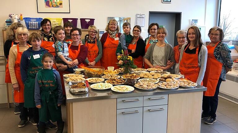 Wie man glutenfreie Leckereien für die Advents- und Weihnachtszeit herstellt lernten die Teilnehmer eines speziellen Back-Kurses in der Werner-von-Siemens-Realschule.