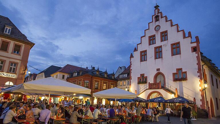 Karlstadt ist der nächste Ort in Main-Spessart, in dem ein Weinfest stattfindet (Archivbild).