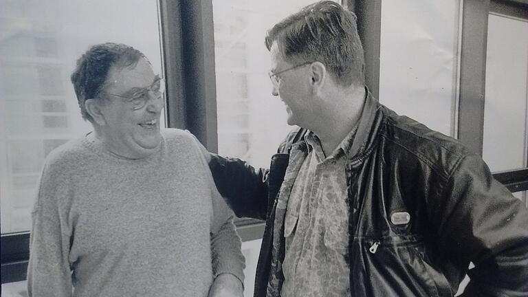 Intendant Ulrich Burkhardt und sein Schauspieldirektor Albert R. Pasch (links) 1991. Die beiden standen, zusammen mit der Verwaltungsdirektor Regina Schwabe, an der Spitze eines Dreamteams, das den einzigartigen Aufschwung des Meininger Theaters nach 1989 ermöglichte.