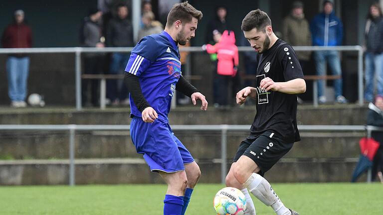 Die SG Niederlauer I/Strahlungen II gewann das Derby gegen die SG Burglauer mit 3:0 und feierte den fünften Sieg in Folge. Dabei traf Kirill Samojlov (rechts, Archivbild) zum 2:0.