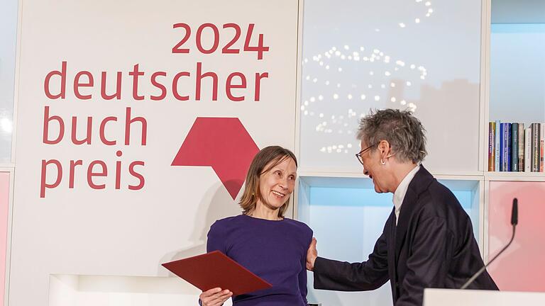 Verleihung Deutscher Buchpreis 2024       -  Für &bdquo;Hey guten Morgen, wie geht es dir?&rdquo; ist die Leipziger Autorin Martina Hefter mit dem Deutschen Buchpreis ausgezeichnet worden.