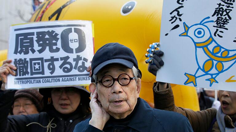 Kenzaburo Oe       -  Literaturnobelpreisträger Kenzaburo Oe ist im Alter von 88 Jahren gestorben.