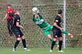 Die Würzburger Kickers konnten sich beim 3:0-Sieg in Aubstadt auf Torwart Marc Richter verlassen - gerade wenn Felix Göttlicher (links), Dominik Meisel (rechts) und Co. dem Ball nur hinterherschauen konnten.