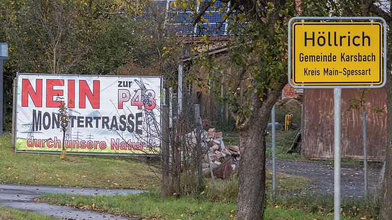 Bürgerinnen und Bürger in allen vier Ortsteilen von Karsbach und die Kommune selbst protestieren bereits seit Jahren gegen die 'Monstertrasse P43'. Nach dem kurzfristigen Bekanntwerden der neuen Vorzugstrasse reichte der Gemeinderat erneut deutliche Einwände gegen die Streckenführung ein. Bürgerinnen und Bürger in allen vier Ortsteilen von Karsbach und die Kommune selbst protestieren bereits seit Jahren gegen die 'Monstertrasse P43'. Nach dem kurzfristigen Bekanntwerden der neuen Vorzugstrasse reichte der Gemeinderat erneut deutliche Einwände gegen die Streckenführung ein.