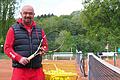 Im Wartestand: Anil Husaric hofft, bald wieder auf der Anlage des TC Rot Weiß Bad Kissingen unterrichten zu dürfen. Foto: Jürgen Schmitt       -  Im Wartestand: Anil Husaric hofft, bald wieder auf der Anlage des TC Rot Weiß Bad Kissingen unterrichten zu dürfen. Foto: Jürgen Schmitt