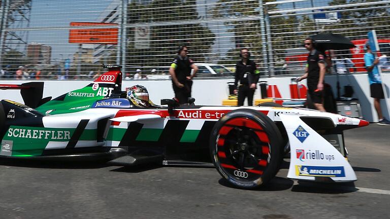 Erfolge feiert Schaeffler mit dem Team Team Audi Sport Schaeffler.