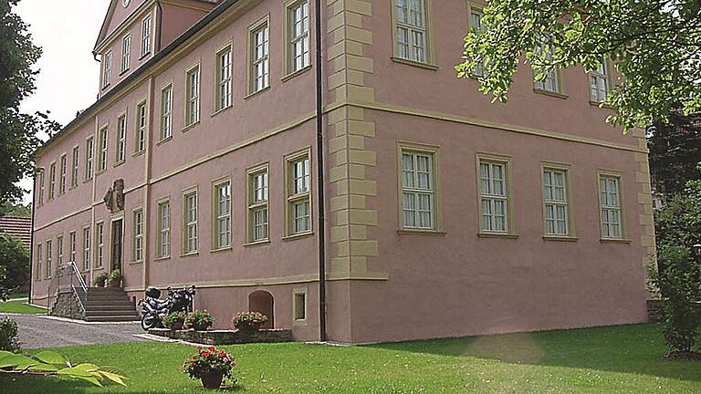Schloss Wolzogen beendet seinen Winterschlaf und lädt ab März wieder zu „Leben im Schloss Wolzogen“ ein