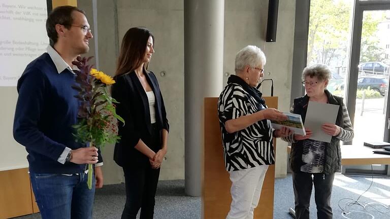 Kai Kellershohn, Kathrin Ramold, Rita Mocker und Anna Fischer. Kai Kellershohn, Kathrin Ramold, Rita Mocker und Anna Fischer.