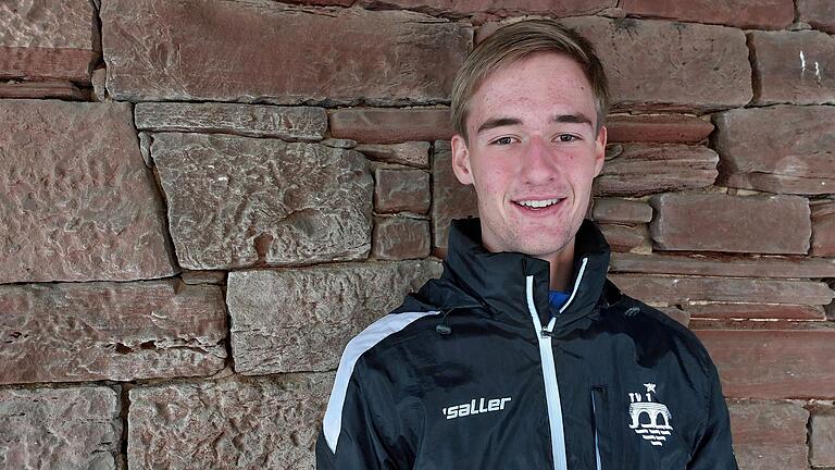 Der 15-jährige Fabian Knoop aus Marktheidenfeld hat seinen Vater im März nach einer Operation überraschend verloren. Der 15-jährige Fabian Knoop aus Marktheidenfeld hat seinen Vater im März nach einer Operation überraschend verloren.