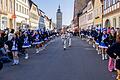 Am Ziel: Die Prinzengarde Maroldsweisach ist samt ihren Trainerinnen auf dem Eberner Marktplatz angekommen.