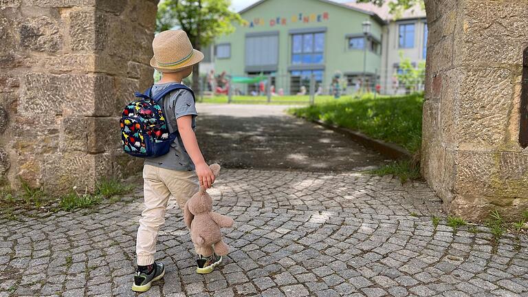 Mellrichstadt bietet vielfältige Möglichkeiten der Kinderbetreuung (Symbolbild). Für Krippen- und Hortkinder braucht es aber mehr Platz. Mellrichstadt bietet vielfältige Möglichkeiten der Kinderbetreuung (Symbolbild). Für Krippen- und Hortkinder braucht es aber mehr Platz. 
