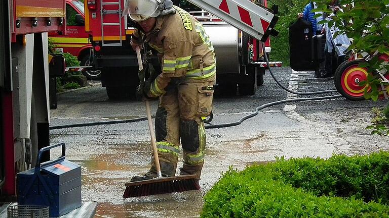 Mitglieder von drei Wehren waren im Einsatz.