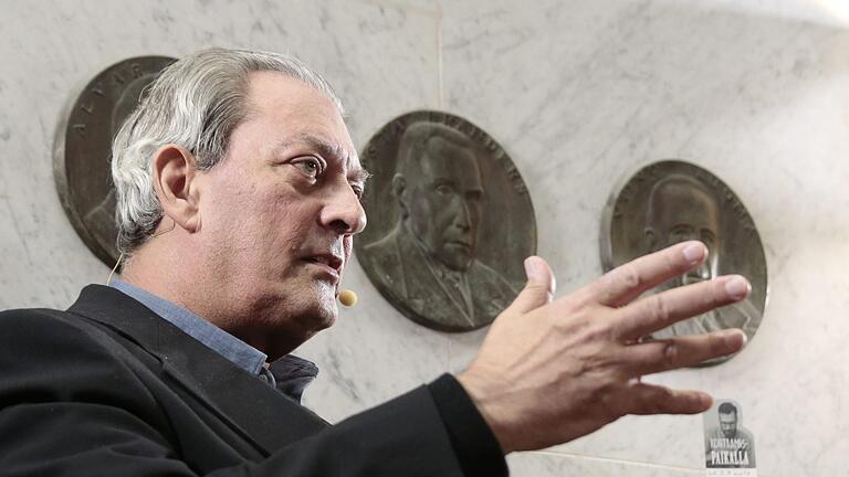 Paul Auster.jpeg       -  'Schreiben ist für mich kein Akt des freien Willens, es ist eine Frage des Überlebens': Paul Auster (Archivbild).