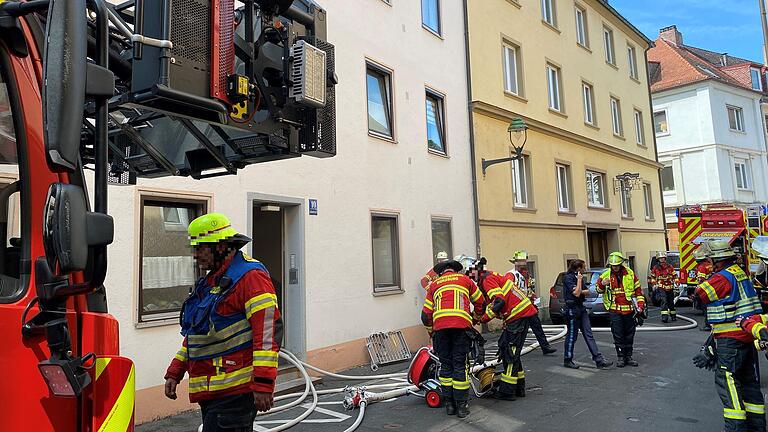 In der Johannitergasse lief am Donnerstag ein großer Feuerwehreinsatz.