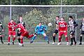 War an diesem Samstag der einzige Sander mit Landesliga-Niveau: Keeper Nils Nigbur, der auch diesen Ball von Frammersbachs Maurice Matreux abwehrte.