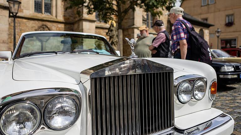 Nicht für dünne Geldbeutel: Der 40 Jahre alte Rolls Royce Coniche ist noch immer ein Luxus-Schlitten – mit Stil.