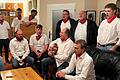Chorprobe im Wohnzimmer: 'Dückdelück' beim Einsingen.