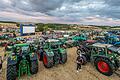 Rund 150 Schlepper und etwa 700 Besucher sind der Einladung zum Ochsenfurter Traktor-Kino gefolgt.&nbsp;