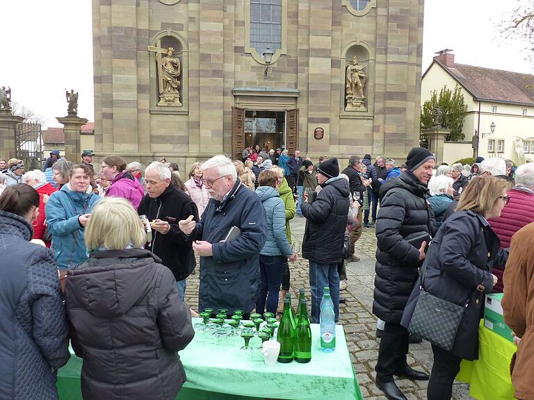 Wein, Tee, Säfte und Liköre - an Getränkespezialitäten fehlte es nicht. Wein, Tee, Säfte und Liköre - an Getränkespezialitäten fehlte es nicht.