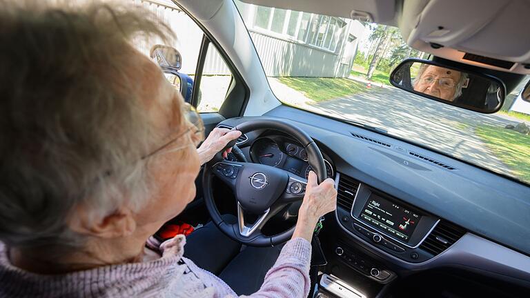 Fahrtraining.jpeg       -  Gibt es bald strenger Führerscheinvorschriften für Senioren?