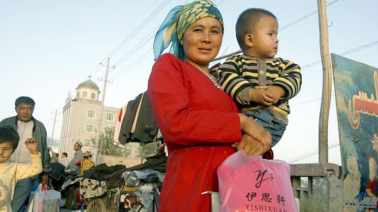 Dass die Uiguren in der chinesischen Provinz Xinjiang brutal unterdrückt werden (hier ein Archivbild von 2006 aus Kashgar) geht auch die Gemeinde Knetzgau etwas an, findet Bürgermeister Stefan Paulus.