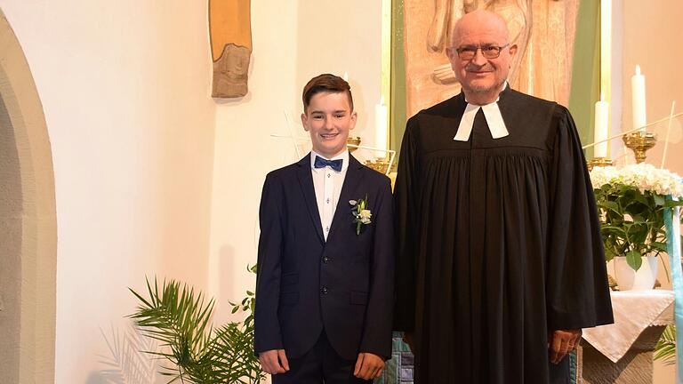Tim Lampert und Pfarrer Matthias Subatzus. Tim Lampert und Pfarrer Matthias Subatzus.