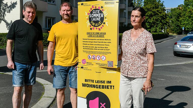 Die Interessensgemeinschaft Äußere Sanderau - auf dem Bild drei Mitglieder mit Karin Knorr rechts -beschwert sich nach wie vor, dass Anwohnende regelmäßig die Polizei rufen müssen, um schlafen zu können. Die Interessensgemeinschaft Äußere Sanderau - auf dem Bild drei Mitglieder mit Karin Knorr rechts -beschwert sich nach wie vor, dass Anwohnende regelmäßig die Polizei rufen müssen, um schlafen zu können.