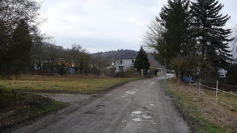 Der Wiesenweg in Goßmannsdorf bietet Möglichkeiten für neue Bauplätze.