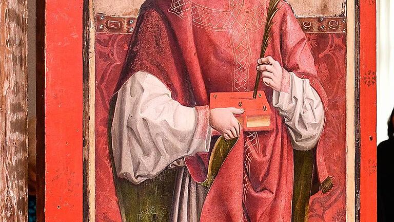 Flügelaußenseite mit Kolonat Flügelaußenseite mit Kolonat