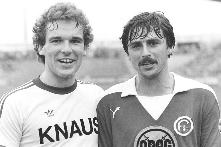 Arno Oppmann mit dem Düsseldorfer Nationalspieler Klaus Allofs.