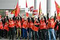 Nach Wochen der Warnstreiks - wie hier bei Warema SE am Logistik-Standort in Bettingen -&nbsp;haben sich die Tarifparteien der bayerischen Metallindustrie geeinigt. Für die Beschäftigten gibt es bald deutlich mehr Geld.