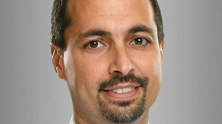 Chefarzt Dr. med. Ragheb informiert über die Bauchspeicheldrüse.