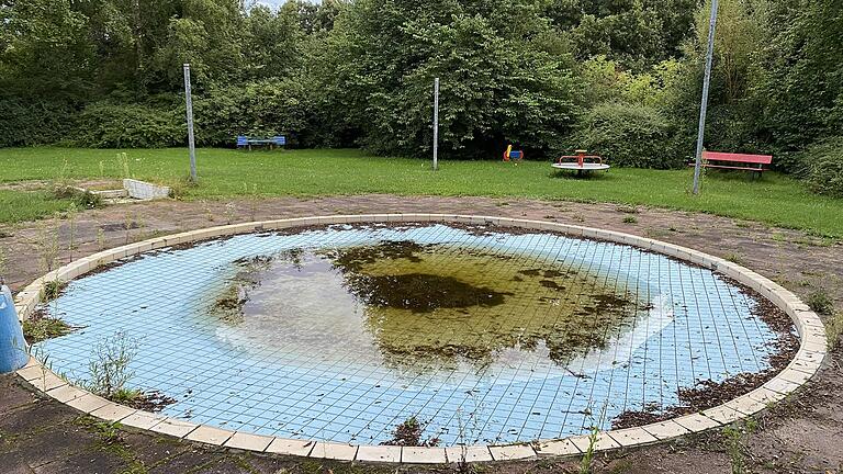 Das Kleinkindbecken wird nach der Generalsanierung des Volkacher Freibads vermutlich einen neuen Platz bekommen. Bislang war es in einem abgetrennten Bereich.