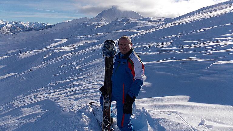 Andreas Gstrein von der Südtiroler Skiklinik in Unterpleichfeld in Aktion beim Skifahren in Südtirol Andreas Gstrein von der Südtiroler Skiklinik in Unterpleichfeld in Aktion beim Skifahren in Südtirol