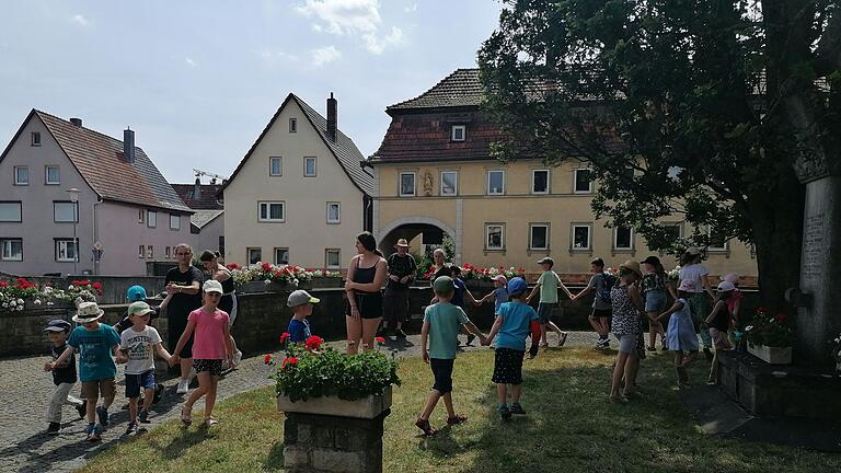 Auf dem Foto die Teilnehmer des Ferienprogramms. Auf dem Foto die Teilnehmer des Ferienprogramms.