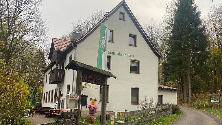 Schweinfurter Haus am Gangolfsberg ist schon seit 100 Jahren ein beliebtes Wanderziel in der Rhön