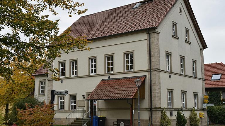 In der Alten Schule in Hainert gibt es nun einen Ort der Begegnung, der mit einer kleinen Feier offiziell eröffnet wurde.