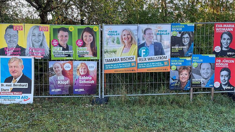 Ausgezählt: die Landtagswahl im Stimmkreis Kitzingen. Hier eine Plakatwand in Wiesenbronn. Von dort kommt die Wahlsiegerin Barbara Becker (CSU).