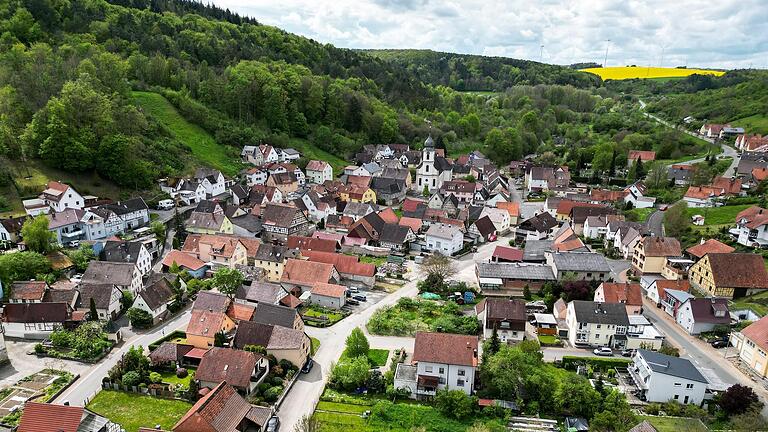 Ab sofort kann man sich wieder um Fördermittel aus dem ELR-Programm bewerben. Damit sollen die Orte in den strukturschwachen Gebieten zukunftsfähig gemacht werden. Das Bild zeigt symbolisch eine Aufnahme von Oberlauda.