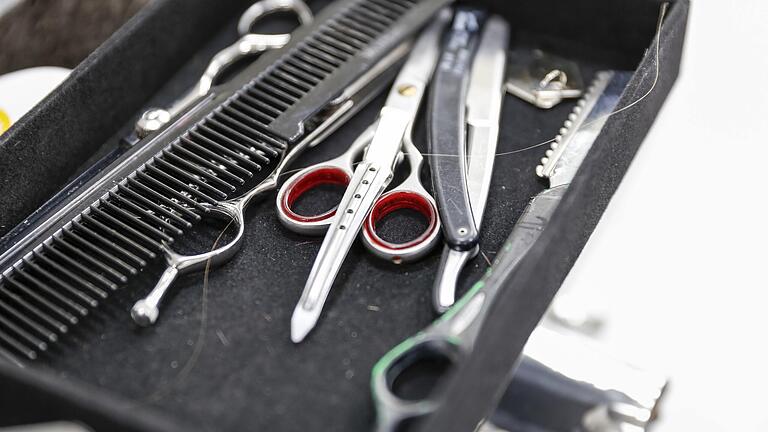 Seit 4. Mai dürfen sie wieder frisieren – doch wie läuft es für Schweinfurts Friseure? Seit 4. Mai dürfen sie wieder frisieren – doch wie läuft es für Schweinfurts Friseure?