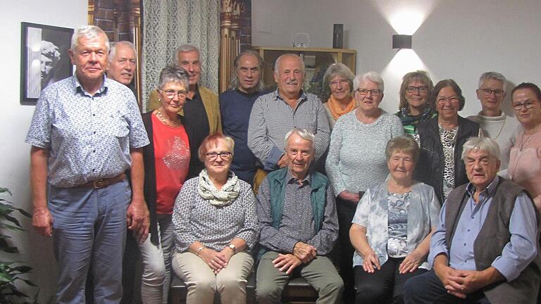 Der Jahrgang 1951/52 hat sich in Nüdlingen getroffen.       -  Der Jahrgang 1951/52 hat sich in Nüdlingen getroffen.