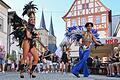 Samba, Live-Musik und hunderte Oldtimer werden beim Stadtfest und den 'Geo Classics' im August in der Gerolzhöfer Altstadt zu erleben sein. Viele weitere Veranstaltungen und Feste zwischen Main und Steigerwald laden 2025 zu einem Besuch ein.